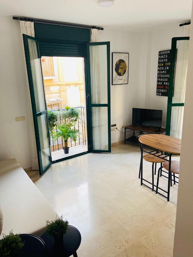 Paloma Suite Solarium Centro Historico Малага Экстерьер фото